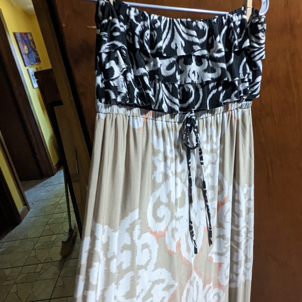 Strapless multicolored maxi dress